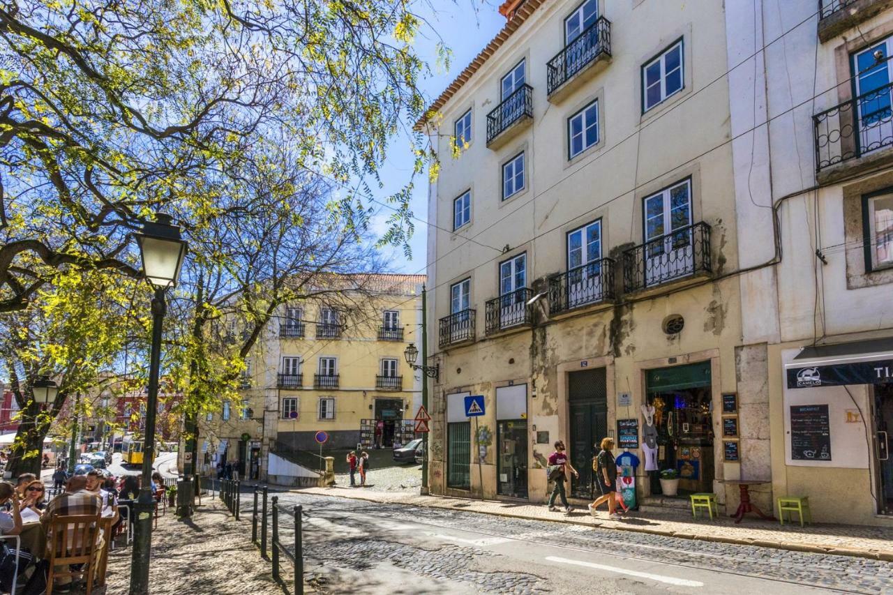 Lisboa-Oliveirinha Hotel Exterior foto