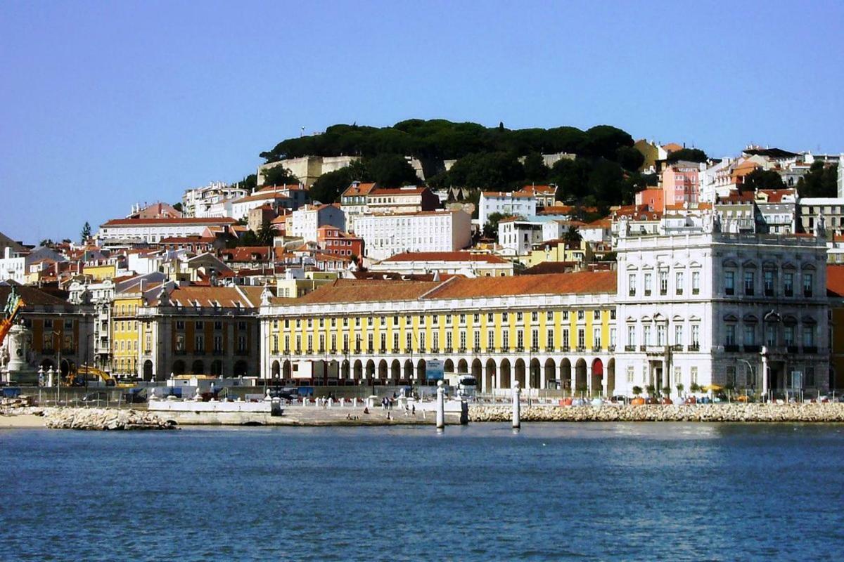 Lisboa-Oliveirinha Hotel Exterior foto